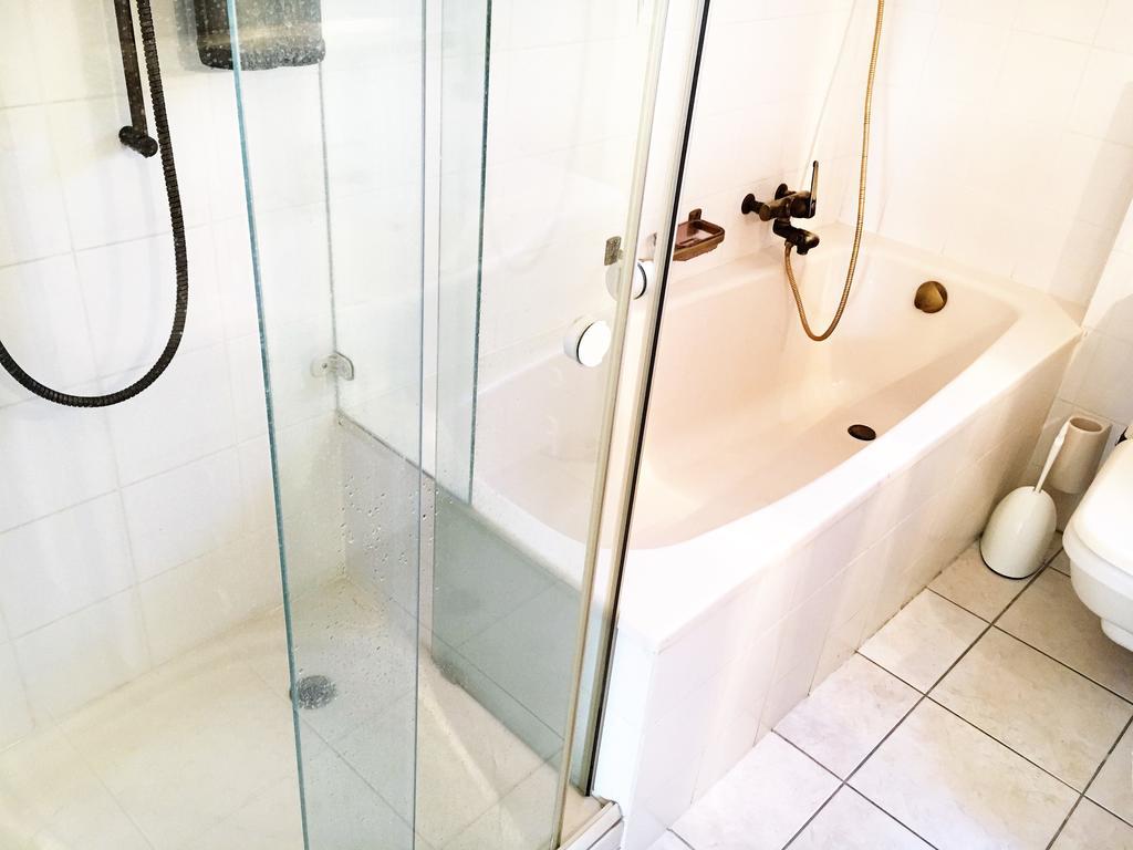 Ariba Aparthotel Bazel Buitenkant foto